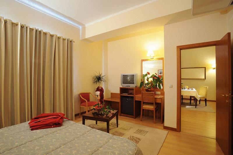 Hotel Monte Rio Aguieira 알마카 외부 사진
